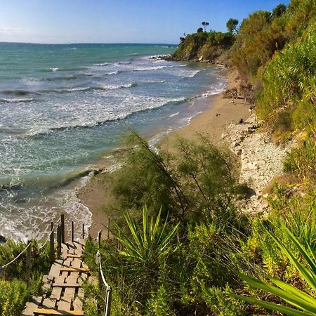 Blue Sky Cottage, Kanouli Beach Halikounas Екстер'єр фото